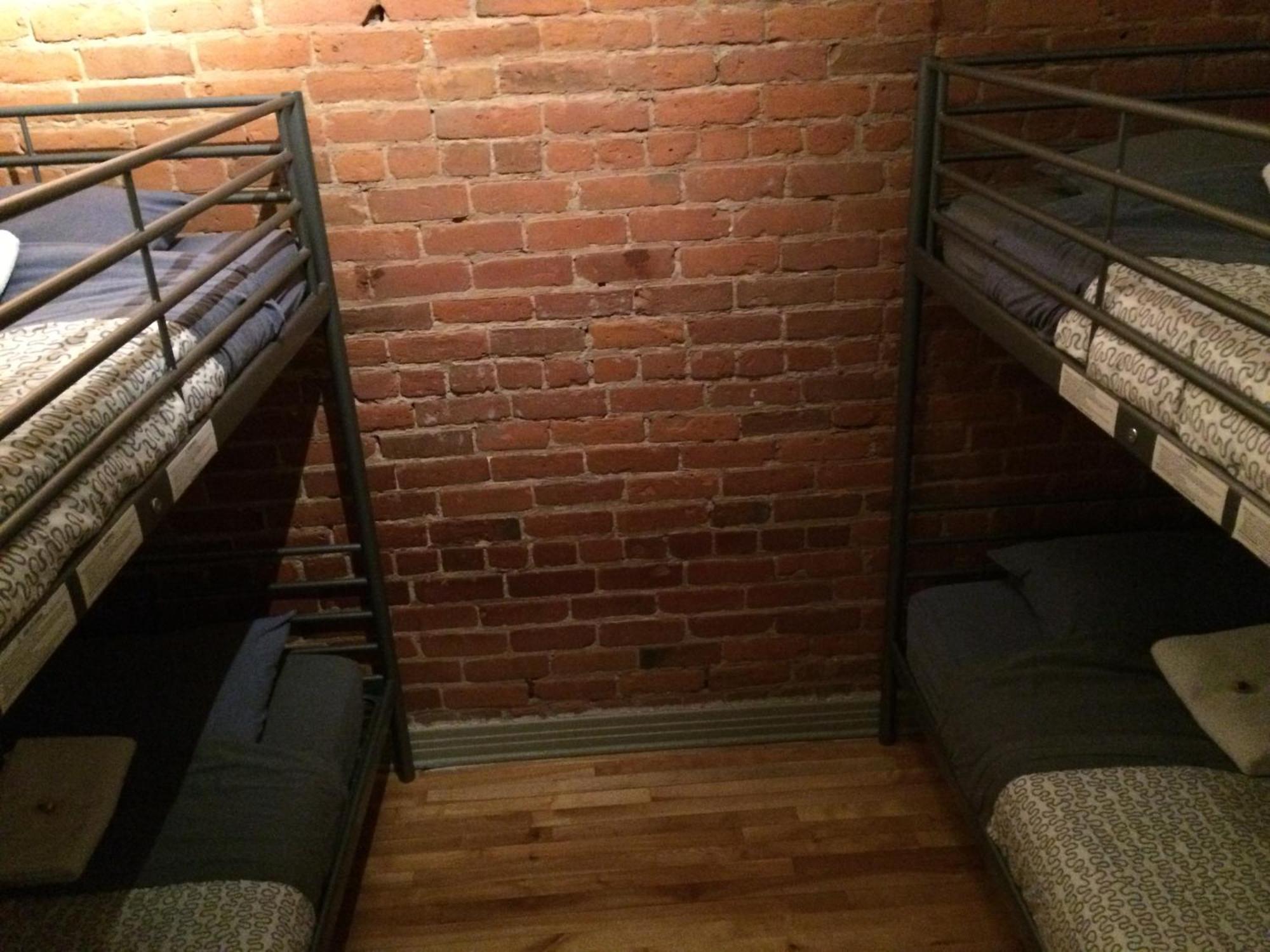 Auberge Pvt Hostel 蒙特利尔 外观 照片